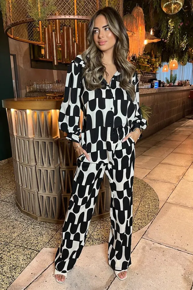 AX Paris Black And Cream Geometric Print 34 Sleeve Shirt Women Coords