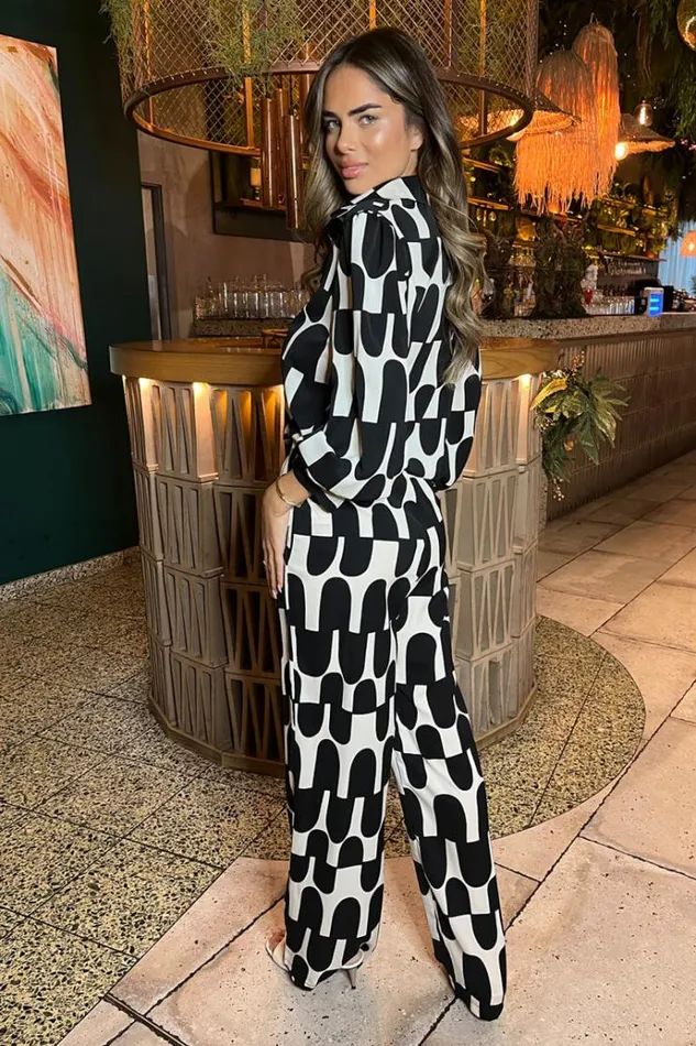 AX Paris Black And Cream Printed Geometric Trousers Women Coords