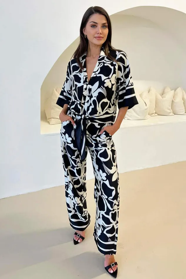 AX Paris Black And White Abstract Printed Trousers Women Coords