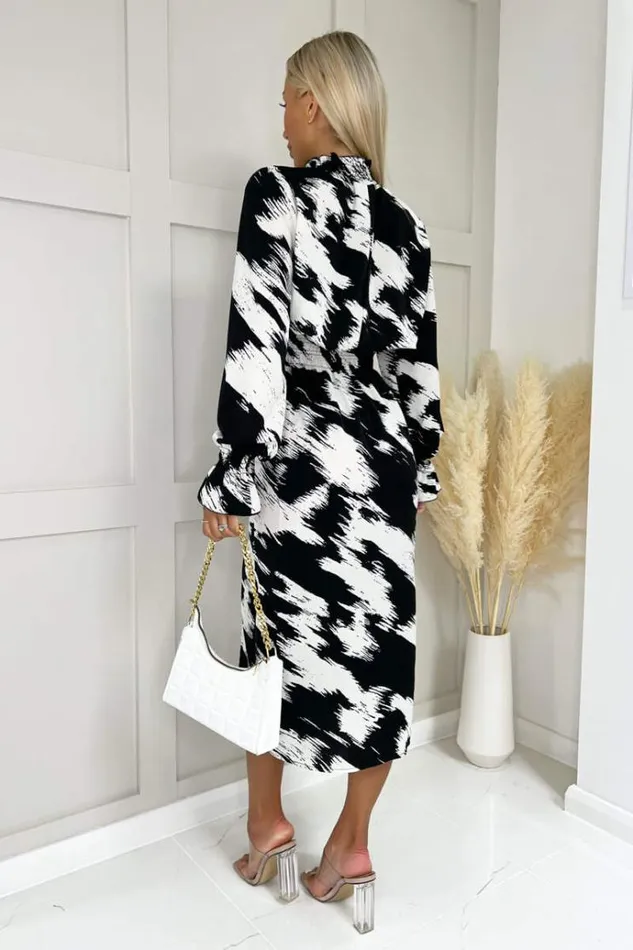 AX Paris Black And White Printed Shirred Detail Midi Dress Women Dresses