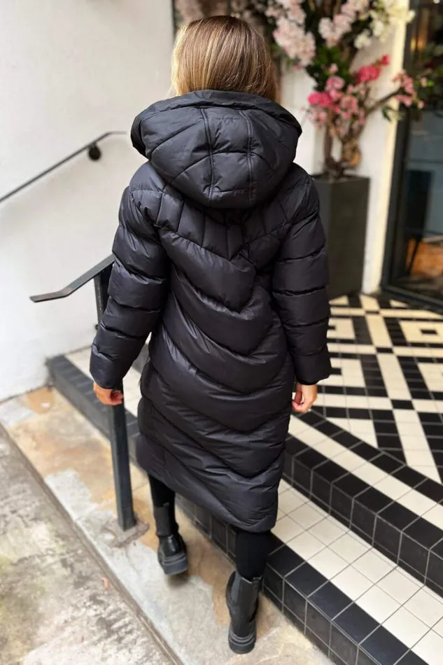 AX Paris Black Hooded Puffer Coat With Zip Front Pockets Women Coats and Jackets