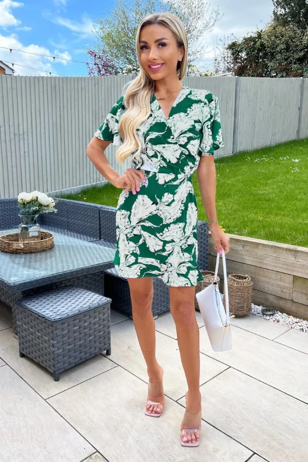 AX Paris Green And White Floral Printed Short Sleeve Day Dress Women Dresses