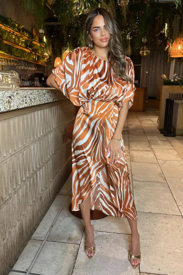 AX Paris Rust Print Batwing Top Midi Dress Women Dresses