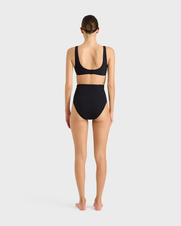 BONDI BORN Bikini Tops Verona Bikini Top 8211 Black 8211 Women