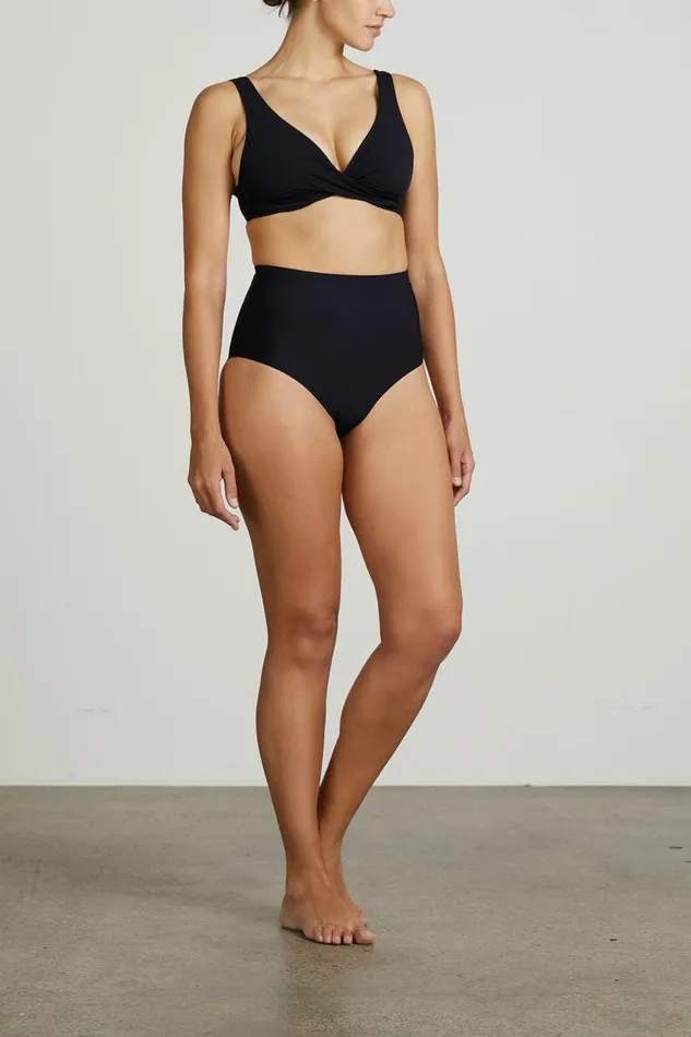 BONDI BORN Bikini Tops Wren Bikini Top 8211 Black 8211 Women