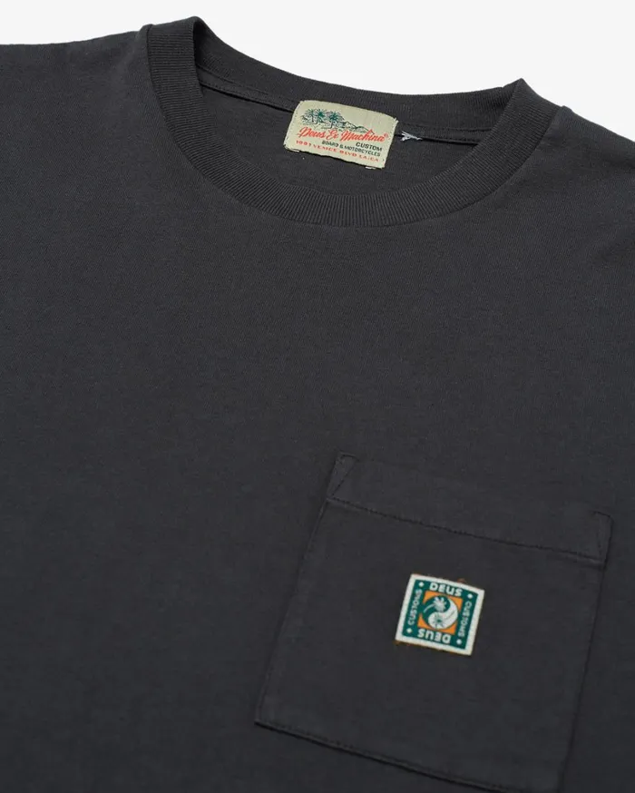 Canyon Pocket Tee Box Fit 8211 Phantom Black Men Deus Ex Machina Tees Canyon Pocket Tee Box Fit 8211 Phantom Black Men Deus Ex Machina Tees
