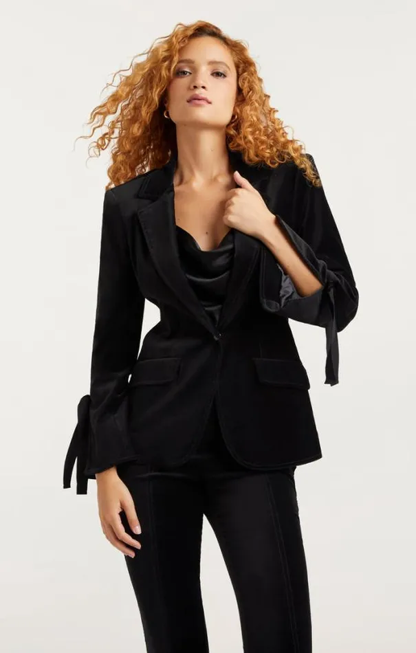Cinq A Sept Blazers Women Velvet Lou Blazer Black