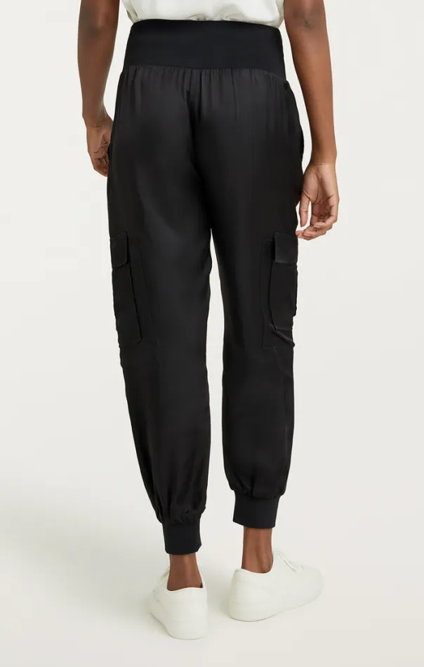 Cinq A Sept Pants Women Giles Pant Cupro Black