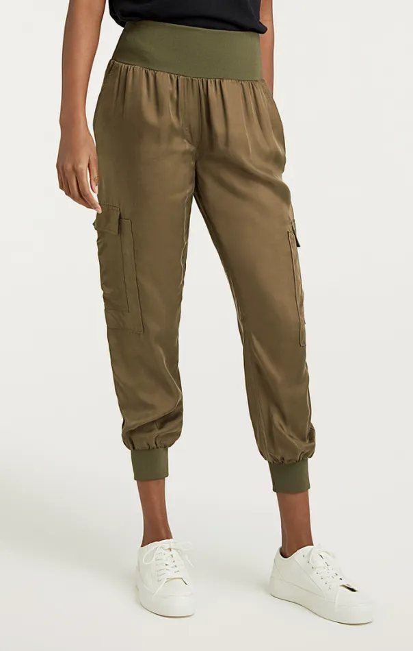 Cinq A Sept Pants Women Giles Pant Cupro Olive
