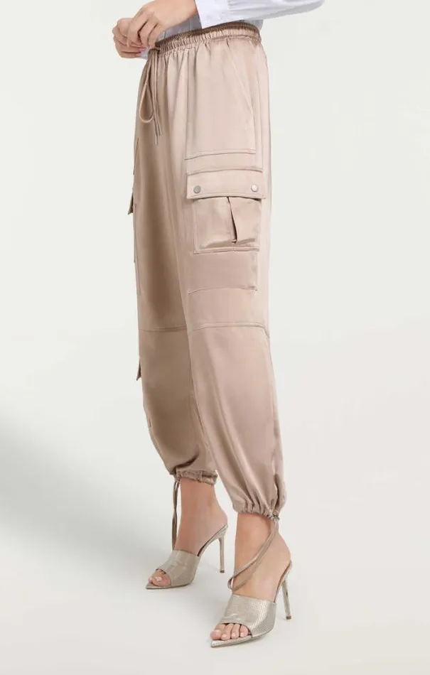 Cinq A Sept Pants Women Satin Nitsan Parachute Pant Oyster
