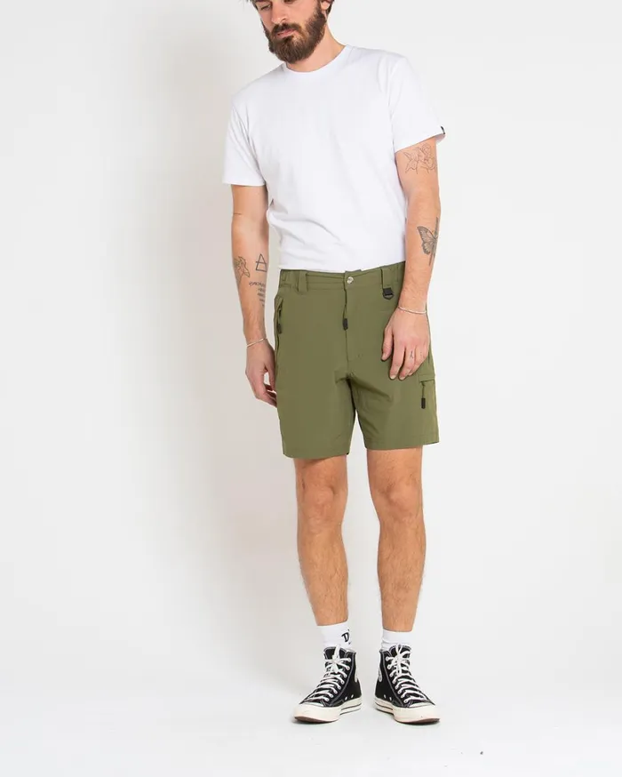 Dweller Trek Short 8211 Capulet Olive Men Deus Ex Machina Shorts Dweller Trek Short 8211 Capulet Olive Men Deus Ex Machina Shorts