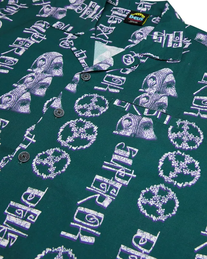 Effigy Shirt 8211 Deep Green Men Deus Ex Machina Shirts Effigy Shirt 8211 Deep Green Men Deus Ex Machina Shirts