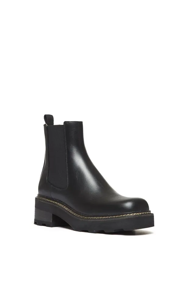 Gabriela Hearst Boots Women Jil Chelsea Boot In Black Leather