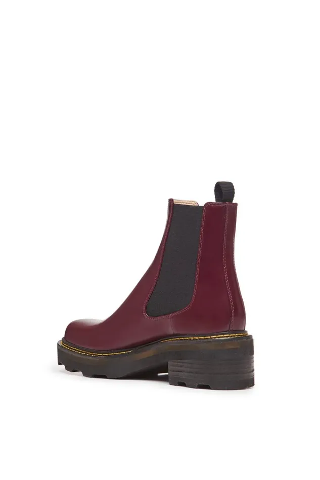 Gabriela Hearst Boots Women Jil Chelsea Boot In Windsor Wine Leather