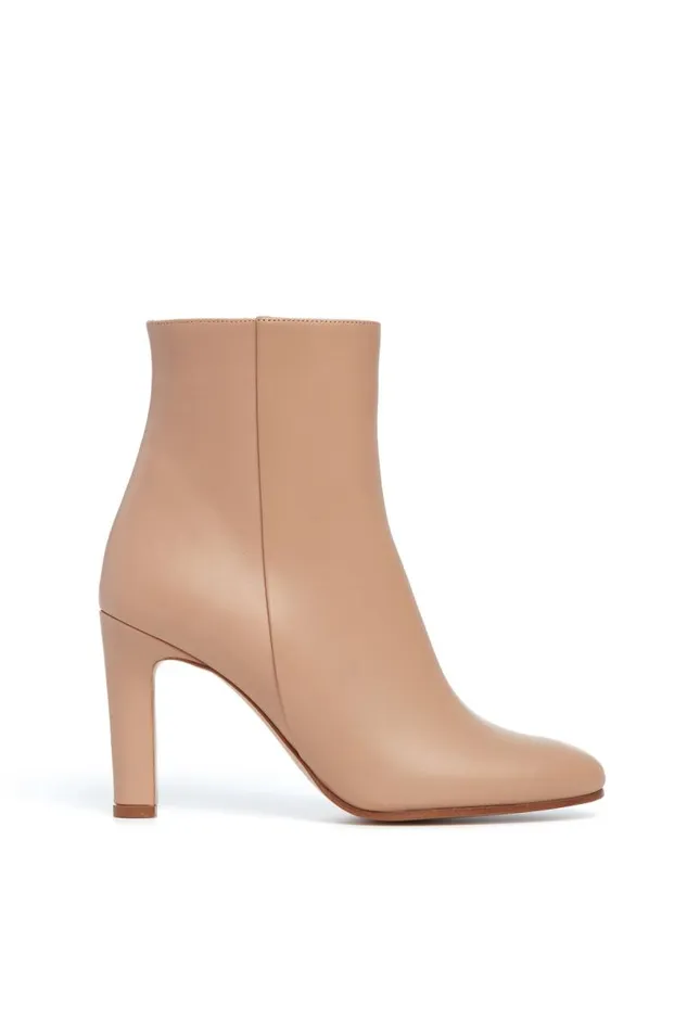 Gabriela Hearst Boots Women Lila Ankle Boot In Dark Camel Leather