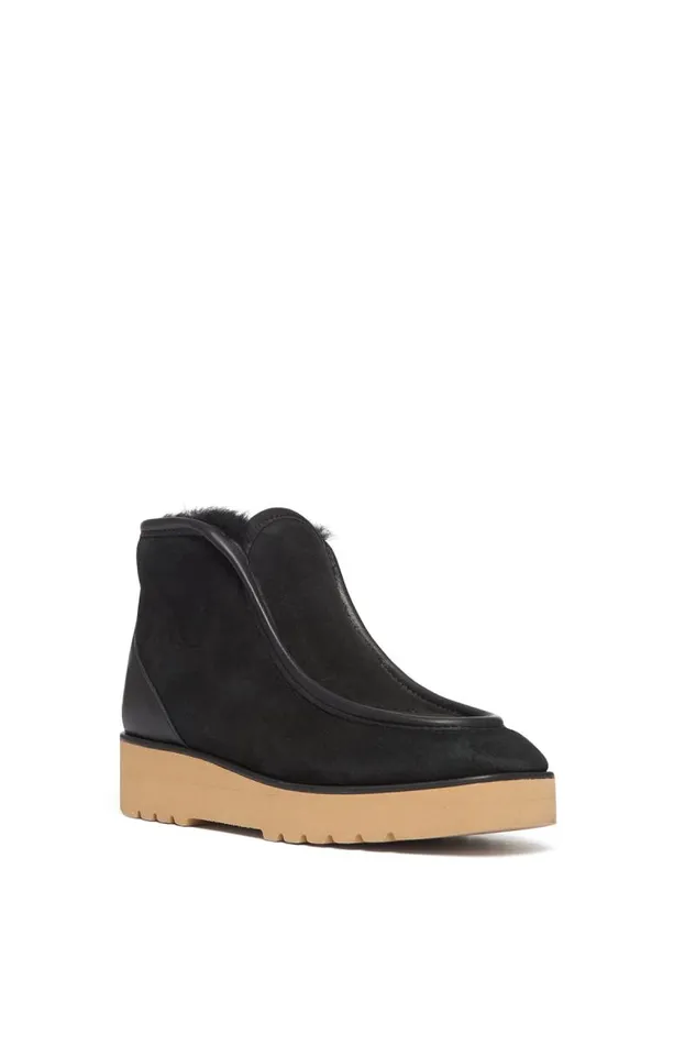 Gabriela Hearst Boots Women Tyga Boot In Black Shearling