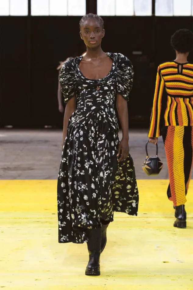 Gabriela Hearst Dresses Women Peggy Corrugated Dress In Black and White Printed Silk Twill