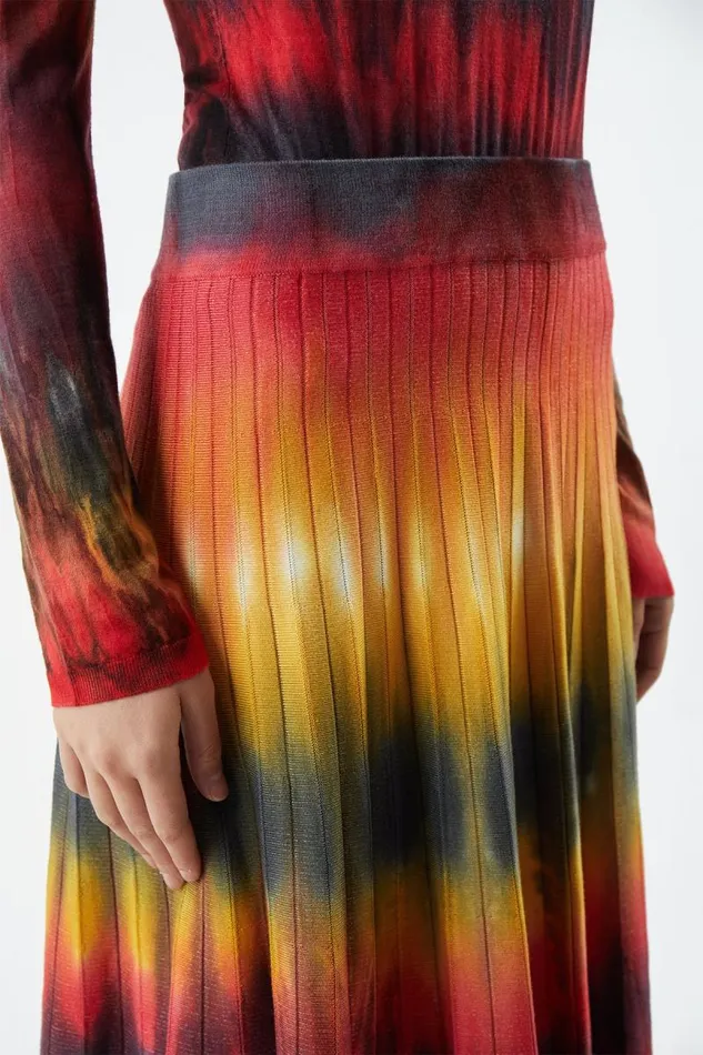 Gabriela Hearst Knitwear Women Ella Corrugated Knit Skirt In Fire Tie Dye Cashmere