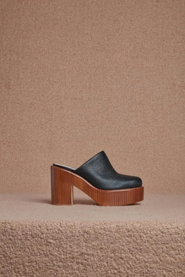 Gabriela Hearst Platforms Women Anactoria Mule In Black Leather