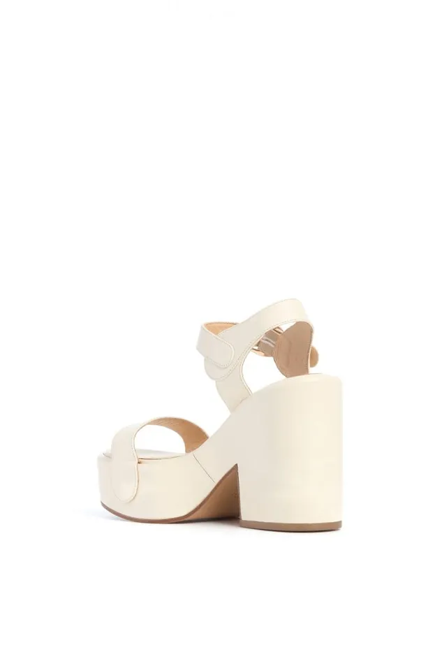 Gabriela Hearst Platforms Women Iris Platform Sandal In Cream Leather