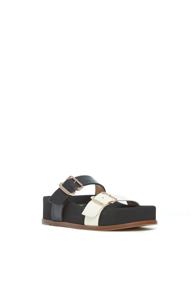 Gabriela Hearst Platforms Women Wren Flat Sandal In Black and Ivory Leather