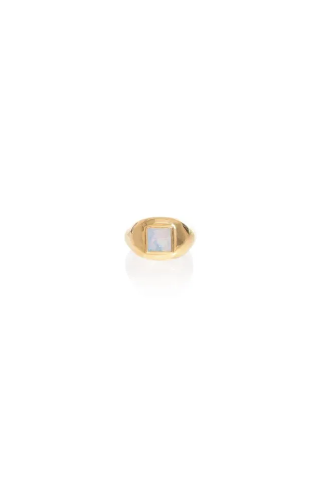 Gabriela Hearst Rings Women Medium Ring In 18k Gold and Mother Of Pearl Stone