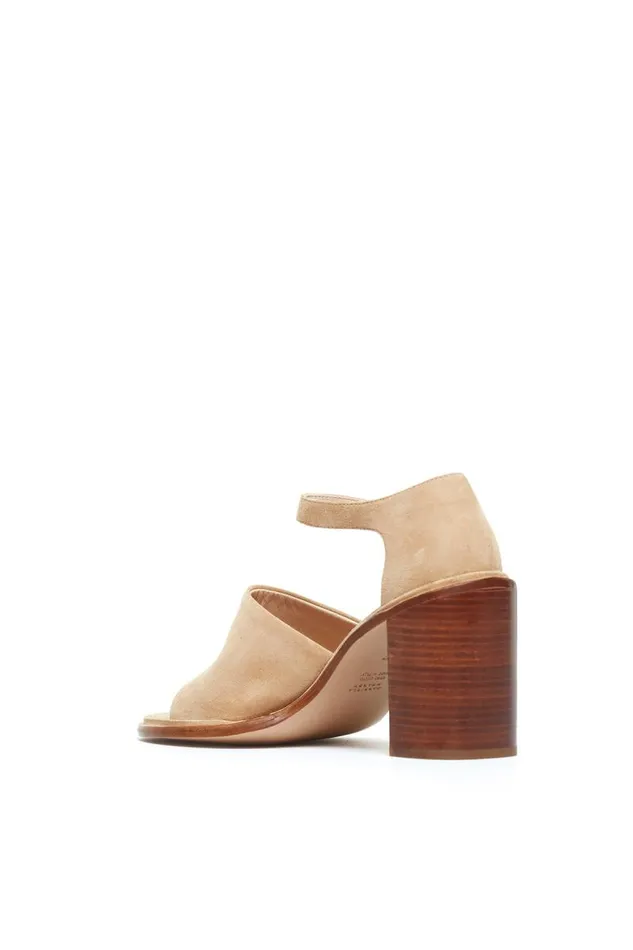 Gabriela Hearst Sandals Women Beau Heel In Beige Suede