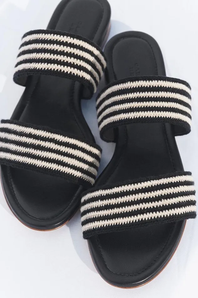 Gabriela Hearst Sandals Women Lora Flat Sandal In Black and White Crochet