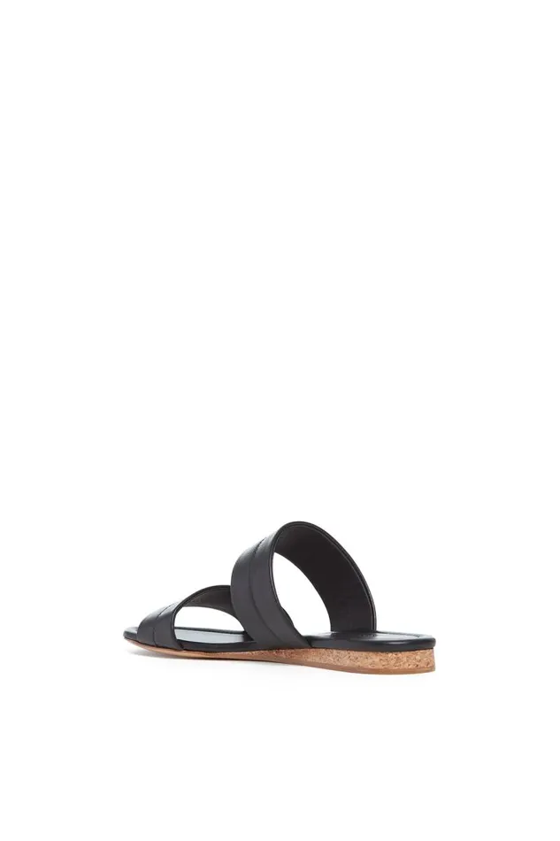 Gabriela Hearst Sandals Women Lora Flat Sandal In Black Leather