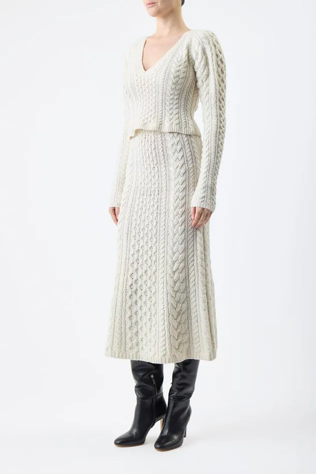 Gabriela Hearst Sweaters and Turtlenecks Women Arwel Knit Sweater In Ivory Cashmere