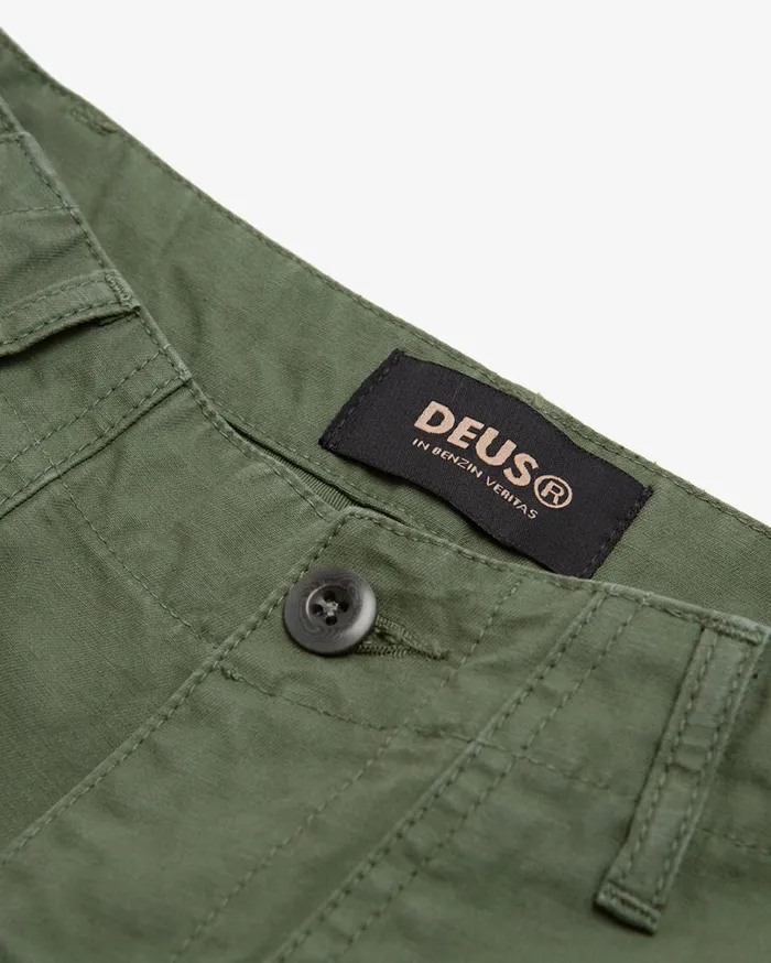 Harris Cropped Fatigue Pant 8211 Clover Green Men Deus Ex Machina Pants Harris Cropped Fatigue Pant 8211 Clover Green Men Deus Ex Machina Pants