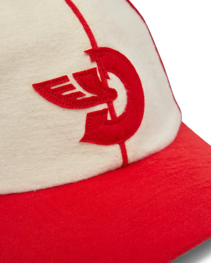 Heavy D Cap 8211 Vintage White WomenMen Deus Ex Machina Headwear Heavy D Cap 8211 Vintage White WomenMen Deus Ex Machina Headwear