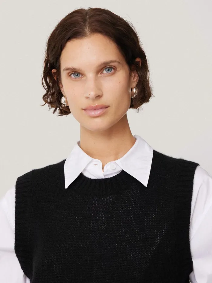 Jigsaw Cashmere Crew Neck Tank Black Women Knitwear and Cashmere