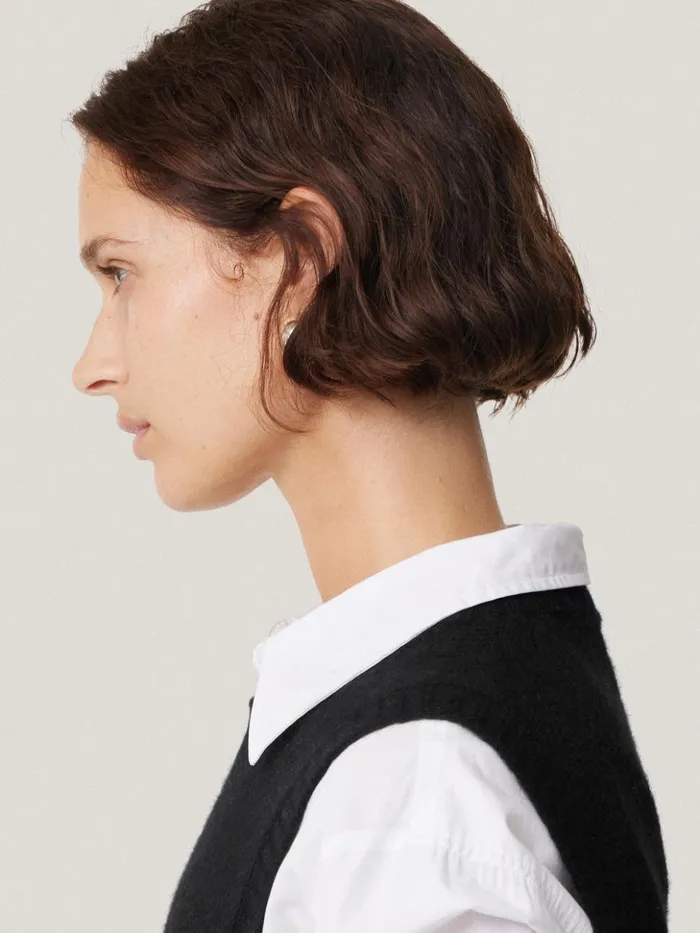 Jigsaw Cashmere Crew Neck Tank Black Women Knitwear and Cashmere