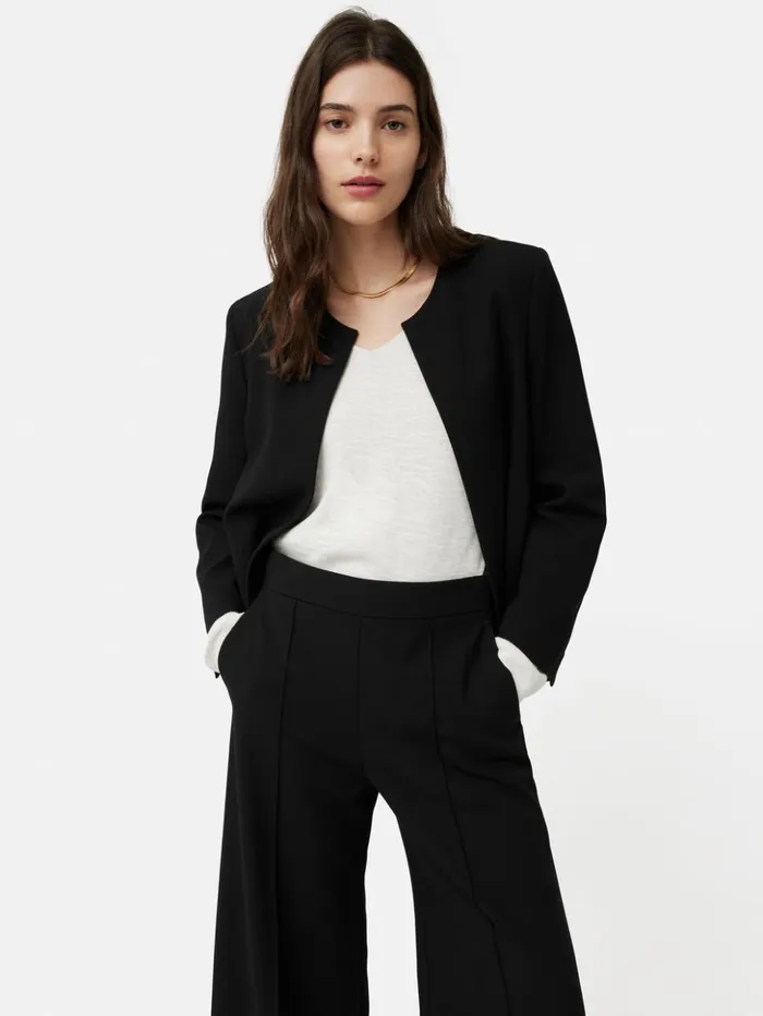 Jigsaw Italian Modern Crepe Short Jacket Black Women Summer Tailoring