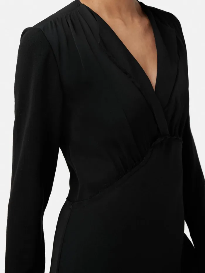 Jigsaw Satin Back Crepe Dress Black Women Dresses and Jumpsuits