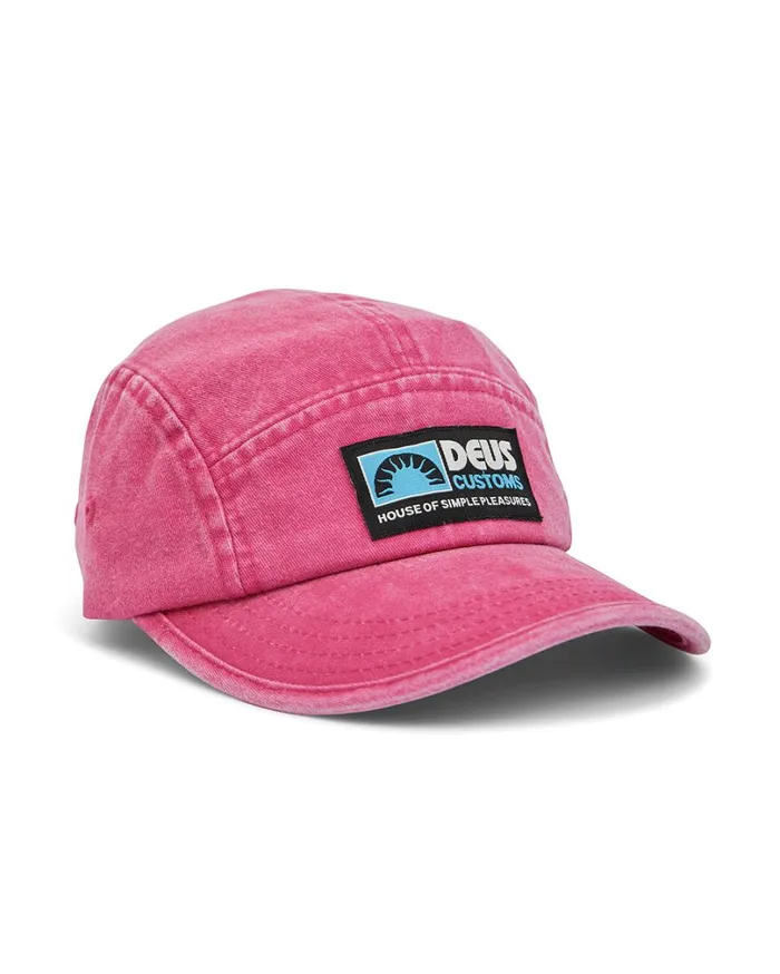 Leisure 5 Panel Cap 8211 Raspberry WomenMen Deus Ex Machina Headwear