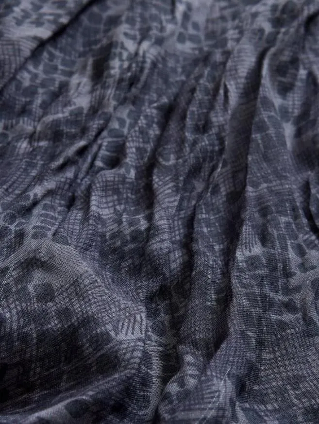 Men John Varvatos Scarves and Ties Lenzie Scarf Flat Grey