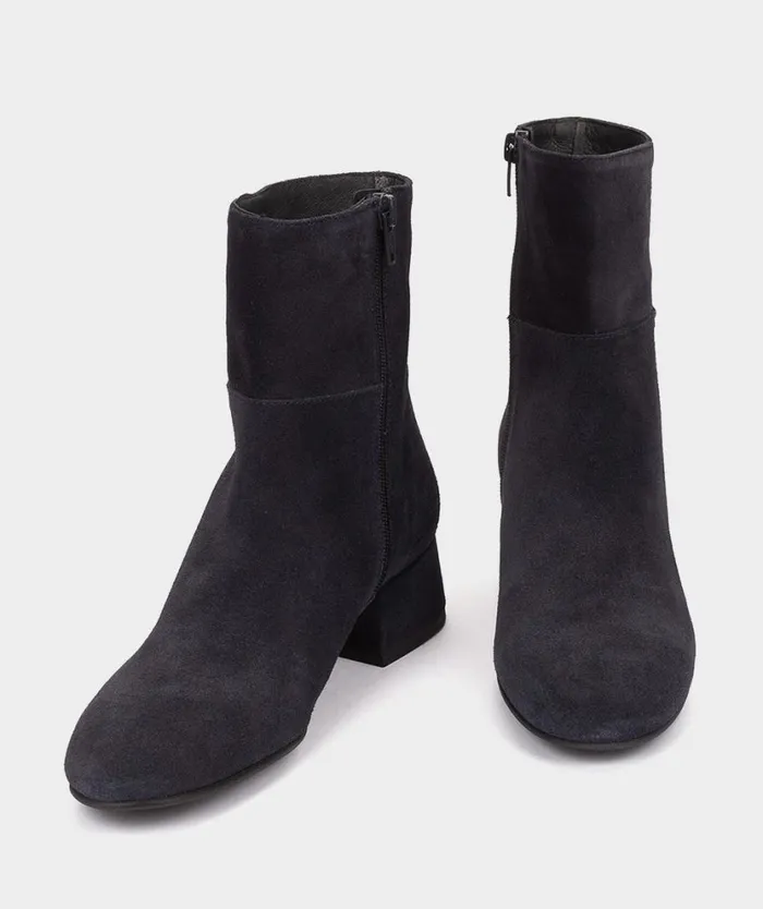 Pedro Miralles Ankle Boots KORBA Velour Navy 8211 Woman Pedro Miralles Ankle Boots KORBA Velour Navy 8211 Woman