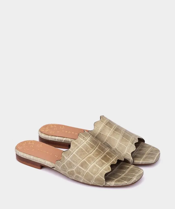 Pedro Miralles Flat Sandals AVEYRON Coco Salvia 8211 Woman Pedro Miralles Flat Sandals AVEYRON Coco Salvia 8211 Woman