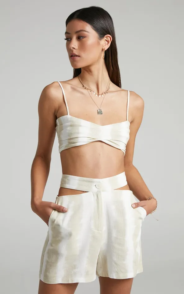 Showpo 4th and Reckless 8211 Blake Crop Top In Stripe Print Women Tops