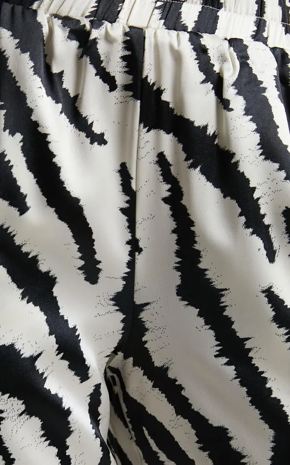 Showpo 4th and Reckless 8211 Inez Trouser In Navy Zebra Women Pants Showpo 4th and Reckless 8211 Inez Trouser In Navy Zebra Women Pants