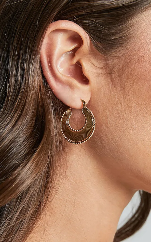 Showpo Aaliya Earrings 8211 Chunky Hoop Earrings In Gold Women Earrings