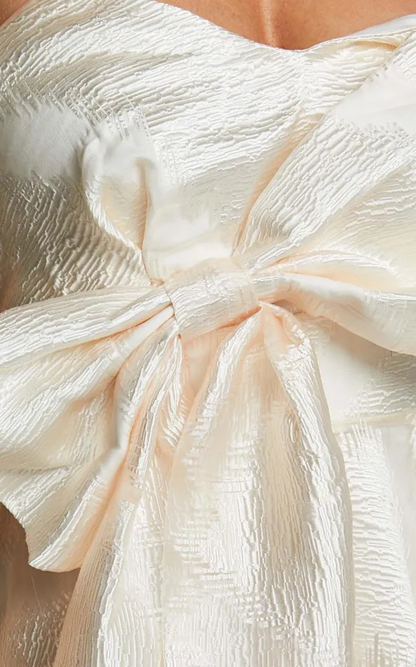 Showpo Adalia Mini Dress 8211 Strapless Sweetheart Dress With A Oversized Bow In Cream Women Dresses