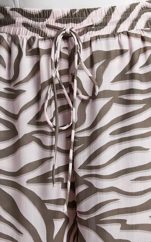 Showpo Aegir Pants 8211 Mid Rise Relaxed Straight Leg Pants In Wild Zebra Women Pants