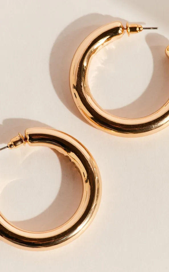Showpo Aerwyna Chunky Gold Hoops In Gold Women Earrings