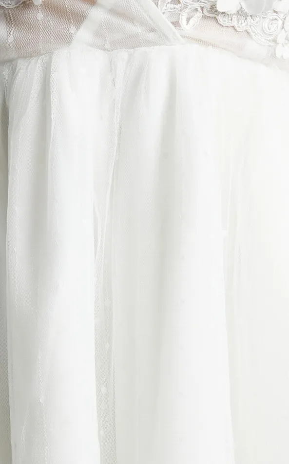 Showpo Akshia Mini Dress 8211 Puff Sleeve Floral Detail Plunge Neck Dress In White Women Curve Clothes