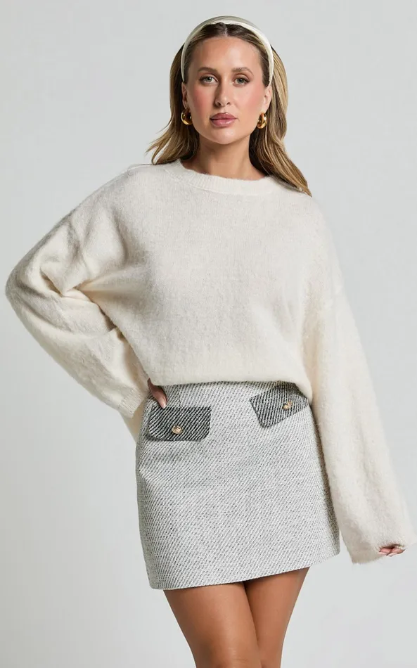 Showpo Alfie Jumper 8211 Crew Neck Relaxed Fluffy Knit Jumper In Cream Women Knitwear Showpo Alfie Jumper 8211 Crew Neck Relaxed Fluffy Knit Jumper In Cream Women Knitwear