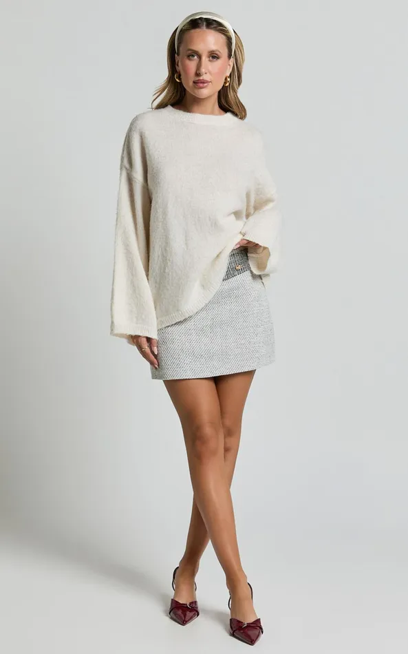 Showpo Alfie Jumper 8211 Crew Neck Relaxed Fluffy Knit Jumper In Cream Women Knitwear