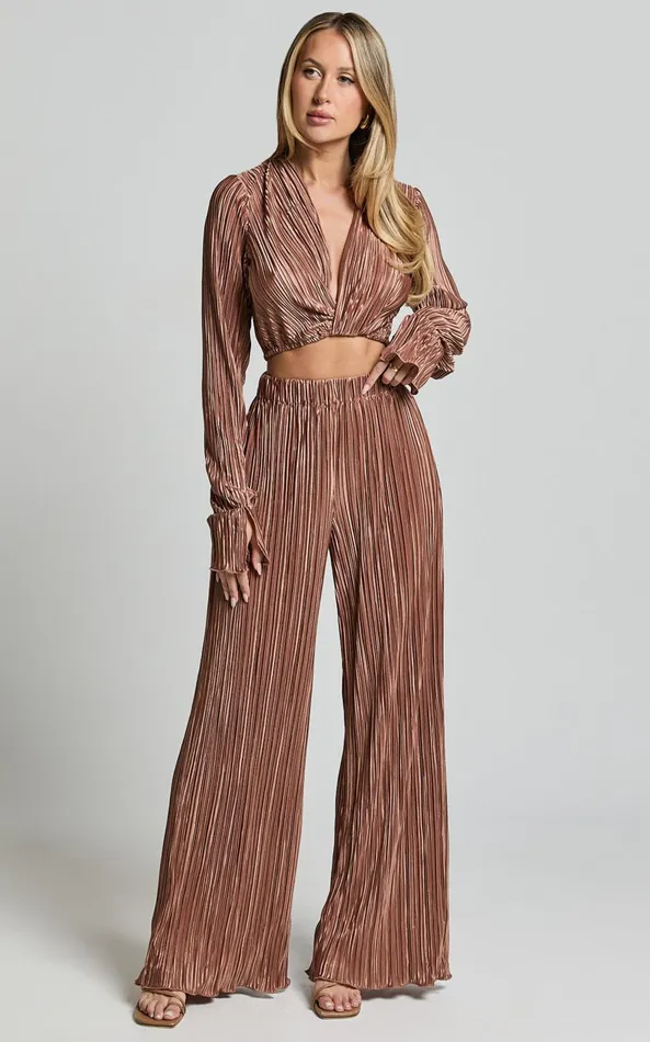 Showpo Aluna Two Piece Set 8211 Plisse Twist Front Crop Top And Wide Leg Pants Set In Chocolate Women Curve Clothes Showpo Aluna Two Piece Set 8211 Plisse Twist Front Crop Top And Wide Leg Pants Set In Chocolate Women Curve Clothes
